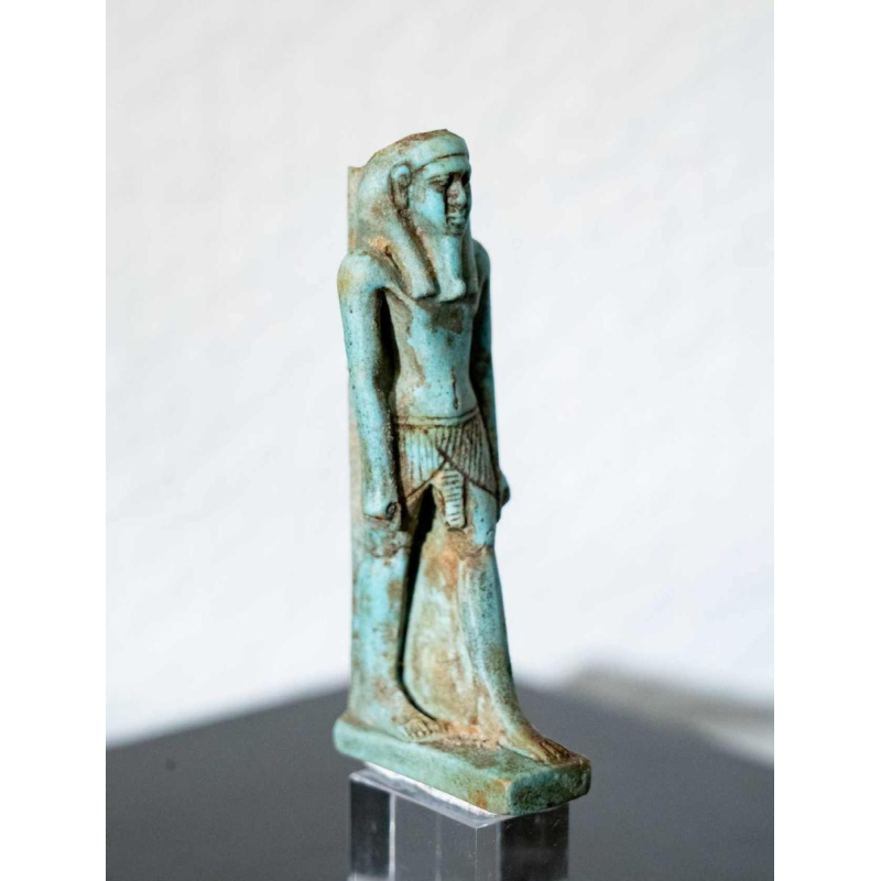 Amulet 'Nefertoum' groenachtig turkoois aardewerk, Egypte, late periode tot Ptolemeïsche periode