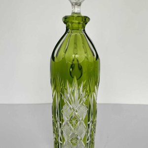 Val-Saint-Lambert, carafe / pichet à liqueur en cristal taillé doublé vert, début XXe s