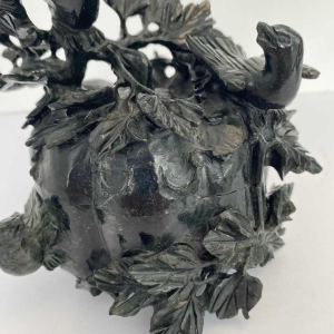 Carved nephrite box, pumpkin decorated with leaves and birds