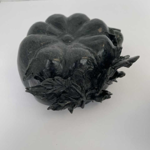 Boite en néphrite sculptée, potiron garni de feuilles et d'oiseaux