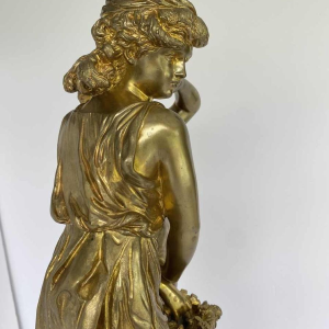 Hippolyte François Moreau, bronze sculpture of young women, late 19th-century Romanticism