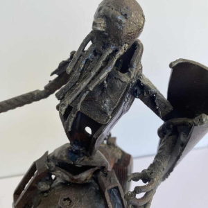 Gilles Motte (dit Falisse) " Le chevalier " sculpture assemblage d'acier