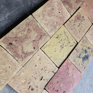 Oude terracotta vloertegels "tomettes", 18e eeuw