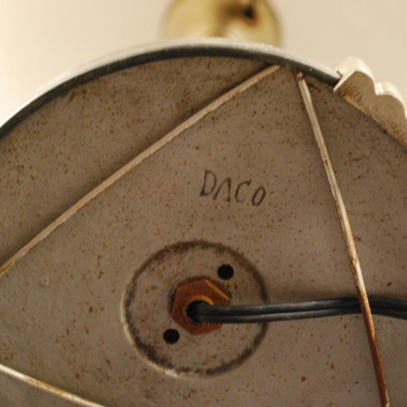 Lampe à poser Art Déco, pied boule, acier, métal nickelé et opaline, ca 1930