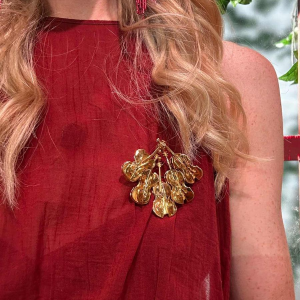 Arman, broche/hanger van goud, versierd met violen, nieuw realisme 20e eeuw