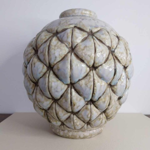 Joseph MOUGIN, vase “Pin d'Afrique“ Art Déco, en grès moulé, circa 1930