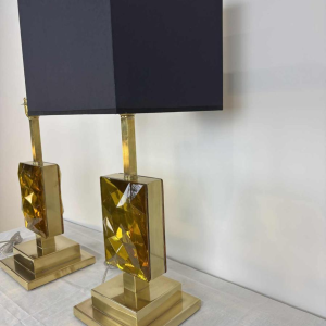 Pair of Hollywood Regency table lamps, Murano glass, gilded brass structure, 1980s