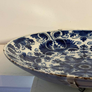 Delft, large circular ceramic dish, Holland 18th century