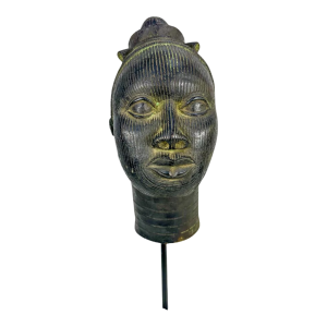 Tête en bronze africaine, d'origine Yorouba