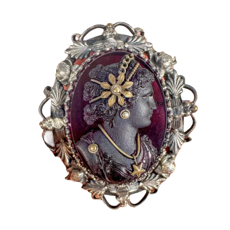Camée ancien, améthyste, or et argent, 18e siècle