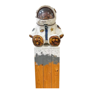 Robert Alonzi, sculpture Ours astronaute