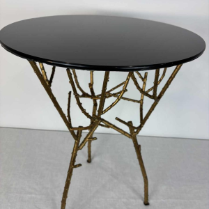 Design bijzettafel van Safavieh, Verenigde Staten XXe c