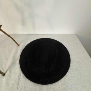 Table d'appoint Hollywood Regency design par Safavieh, Etats-unis XXe s