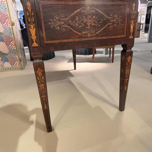 Marqueterie bureau in de stijl van Giuseppe Maggiolini - Italië, 20e eeuw