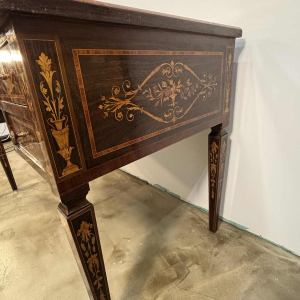 Marqueterie bureau in de stijl van Giuseppe Maggiolini - Italië, 20e eeuw