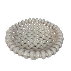Jérôme Massier à Vallauris, grande corbeille ajourée en céramique blanche, XXe s