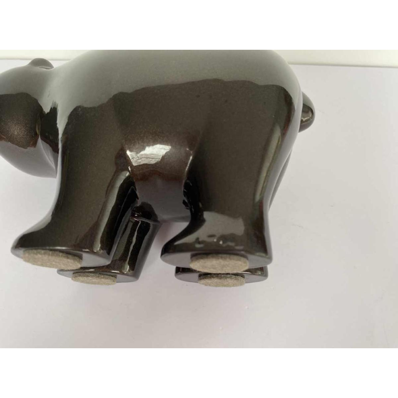 Laszlo Tibay par Caster Bronz kft, sculpture en bronze d'un bébé ours