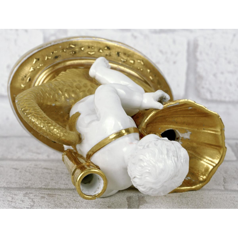 Gardner Manufactory in Moskou "Putto met Dolfijn" porseleinen inktpot, Rusland circa 1815/20