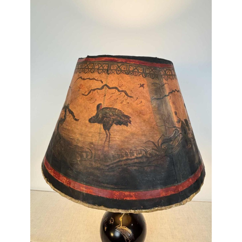 Lampe japonisante en métal laqué noir à décor doré, Japon Meiji/début 20e