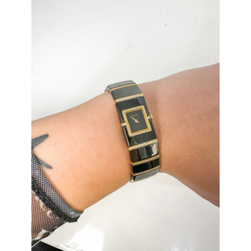 Rado dameshorloge in hightech zwart keramiek en diamanten, 21e eeuw