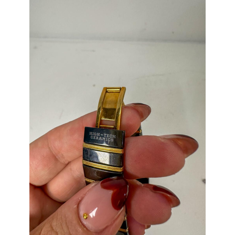 Rado dameshorloge in hightech zwart keramiek en diamanten, 21e eeuw