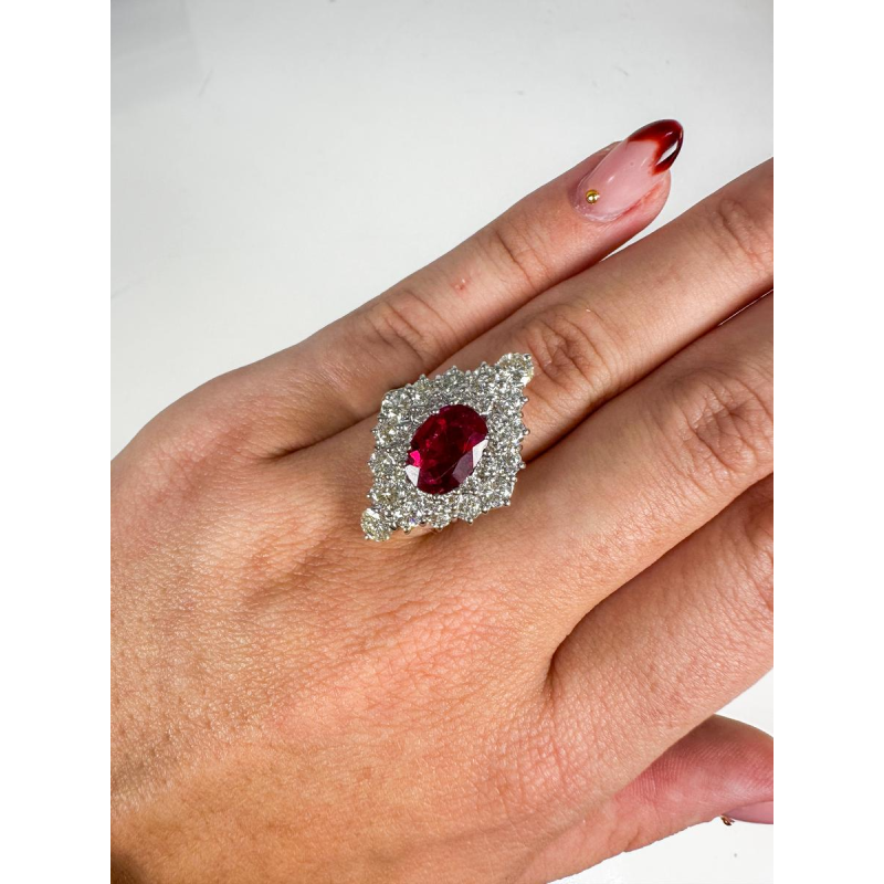 White gold, diamond and ruby ring
