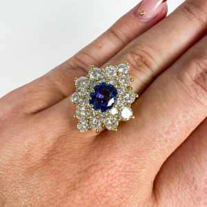 18k gouden ring met diamanten en saffier