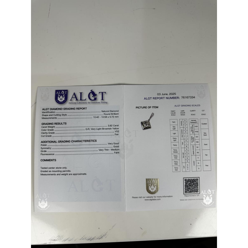 Gouden en diamanten hanger