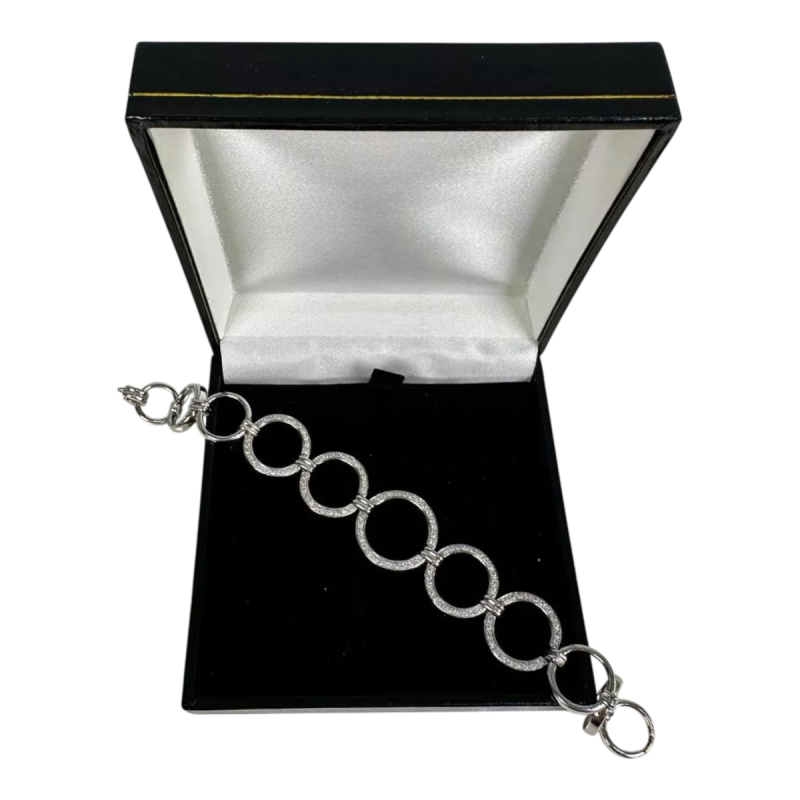 Women's bracelet in white gold and diamonds