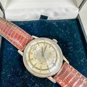 Longines Conquest Automatic 32mm horloge