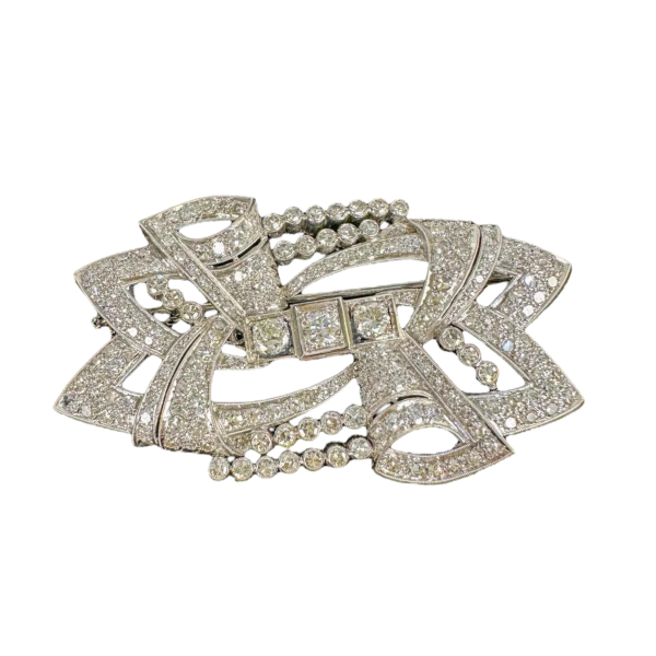 Antieke Art Deco broche in witgoud en diamanten