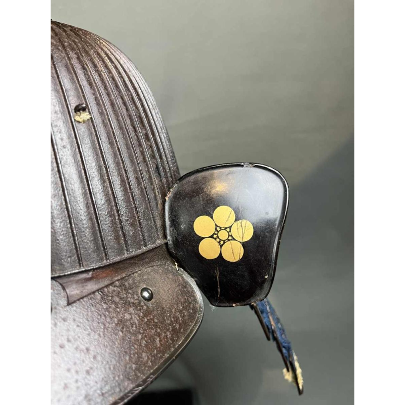 Suji Bachi Kabuto helmet, signed Saotome Ieharu, early Edo period, Japan 17th century