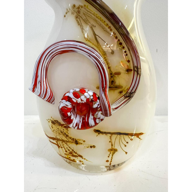 Louis Leloup, white overlay vase, 1977