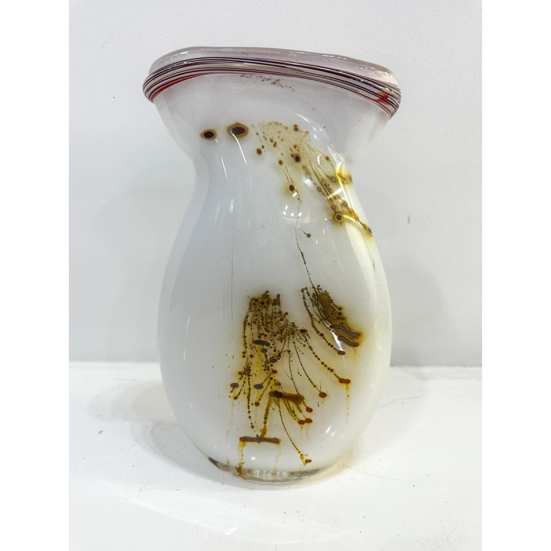 Louis Leloup, white overlay vase, 1977