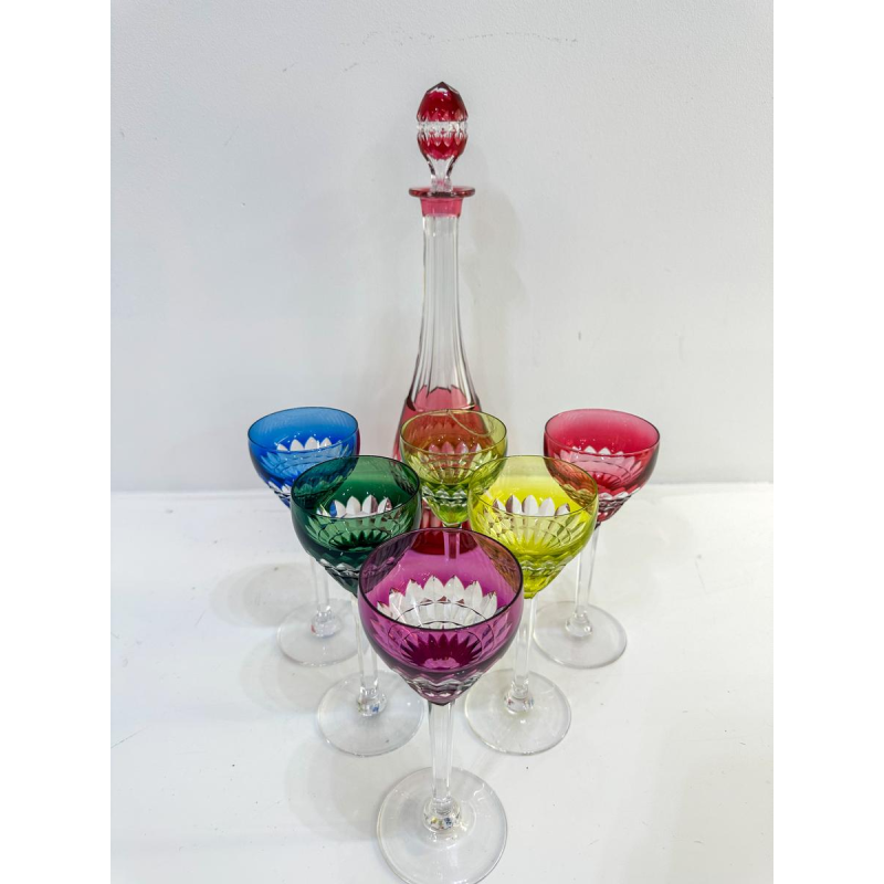 Val Saint-Lambert, ensemble de 6 verres taillés colorés et carafe en cristal, 20e siècle