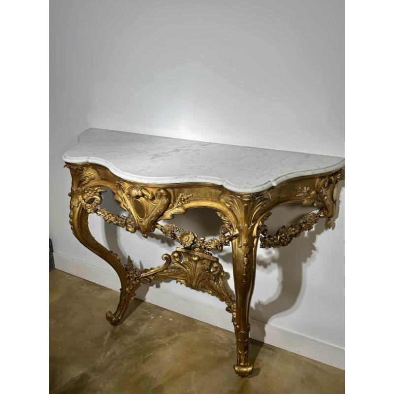 Console d'applique en bois sculpté et doré, plateau en marbre blanc - XIXe siècle