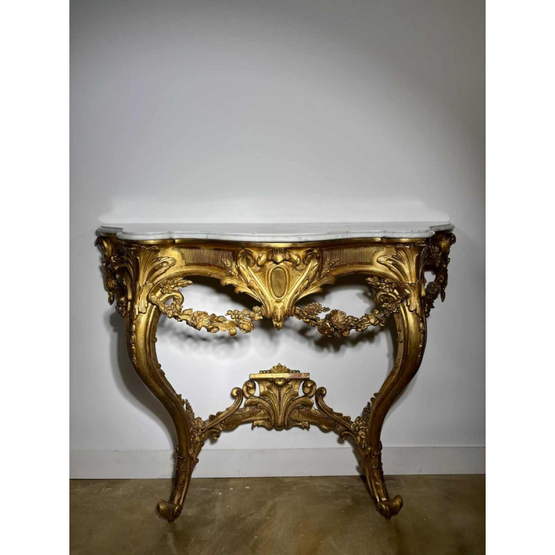 Console d'applique en bois sculpté et doré, plateau en marbre blanc - XIXe siècle