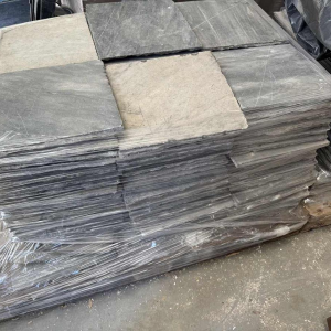 Dalles de sol en damier, marbre blanc de Carrare et bleu de Turquin, 18ème siècle