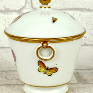 Brussels porcelain - Louis Crette, sugar bowl (sugar pot) and its lid, 18th century