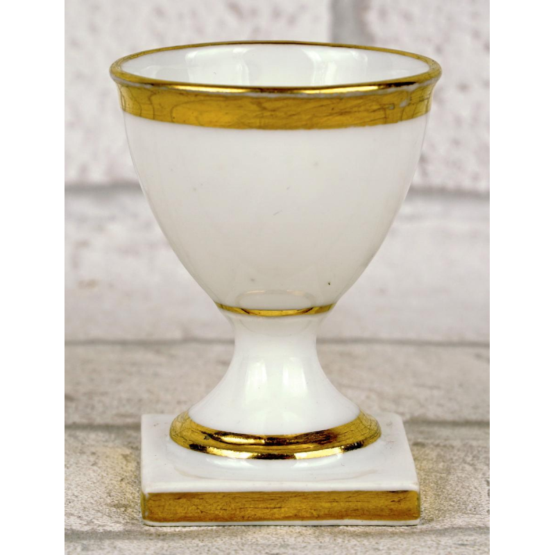 Porcelaine de Paris - Manufacture de Schoelcher, coquetier, début XIXe