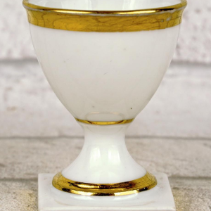 Porcelaine de Paris - Manufacture de Schoelcher, coquetier, début XIXe