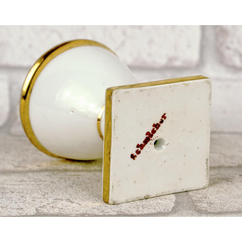 Porcelaine de Paris - Manufacture de Schoelcher, coquetier, début XIXe