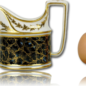 Porcelaine de Paris - Manufacture à la Reine, pot à lait, fond Lapis-lazuli, XVIIIe s