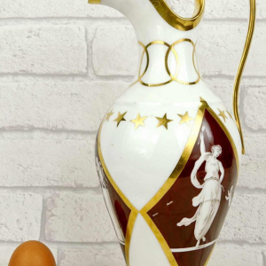 Porcelaine de Paris, broc à eau, époque Empire, XIXe s