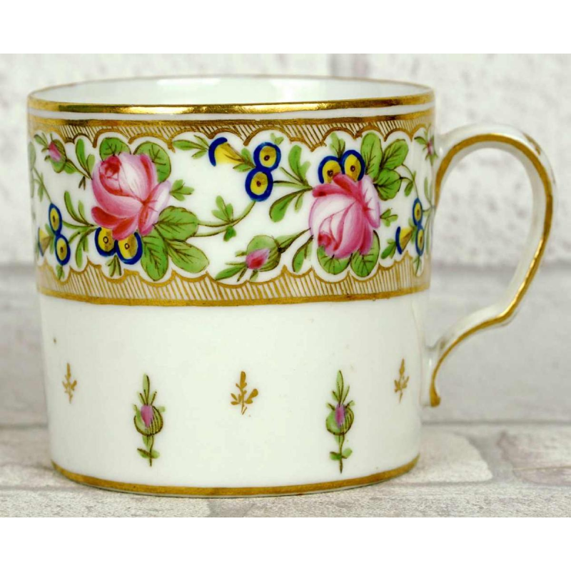Porcelaine de Paris (Manufacture de Nast) tasse et soucoupe, XVIIIe s