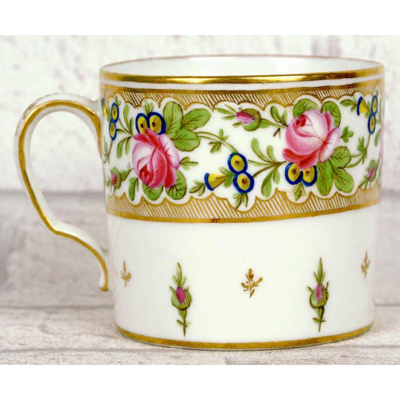 Porcelaine de Paris (Manufacture de Nast) tasse et soucoupe, XVIIIe s