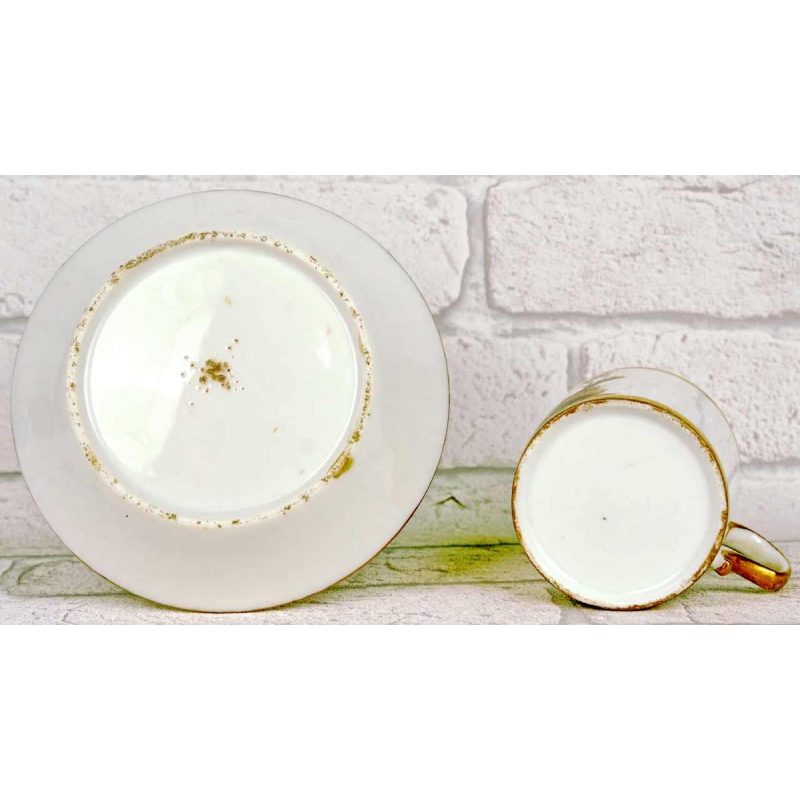 Porcelaine de Paris, tasse litron et sa soucoupe, fin XVIIIe