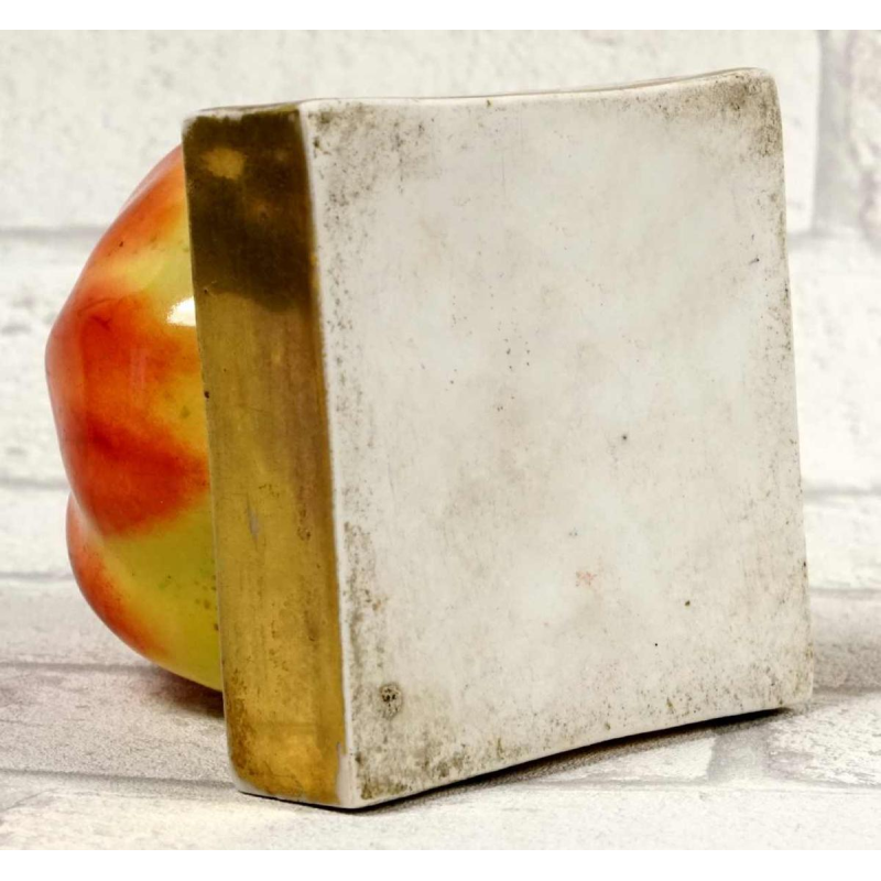 Porcelaine de Paris, encrier en trompe l'oeil de pomme, XIXe s