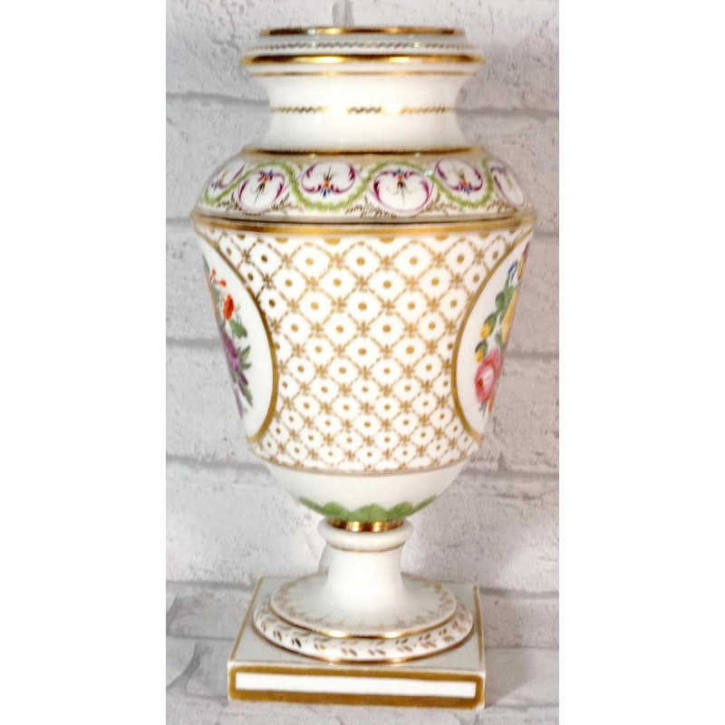 Paris porcelain, vase on pedestal, polychrome floral decoration and gilding, 18th century
