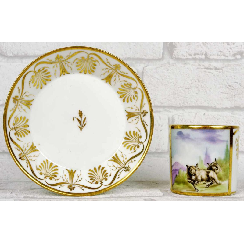 Porcelaine de Paris - Manufacture de Locre, cup and saucer, early 19th c